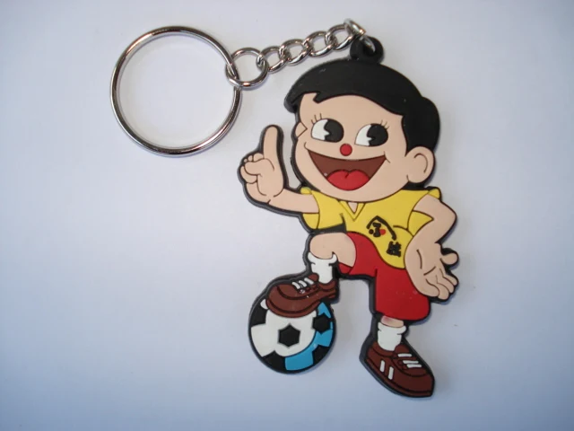 Изготовленные на заказ брелки из мягкого ПВХ пластика для спортивных мальчиков с