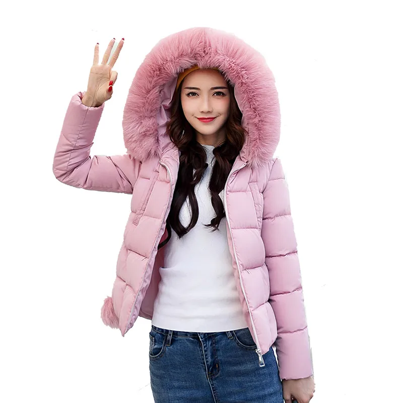 Женское зимнее пальто с капюшоном и меховым воротником короткая хлопковая