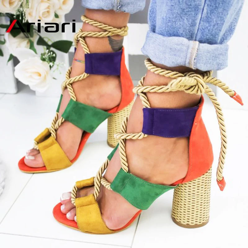 Женские босоножки Ariari на шнуровке летняя обувь с острым носком сандалии