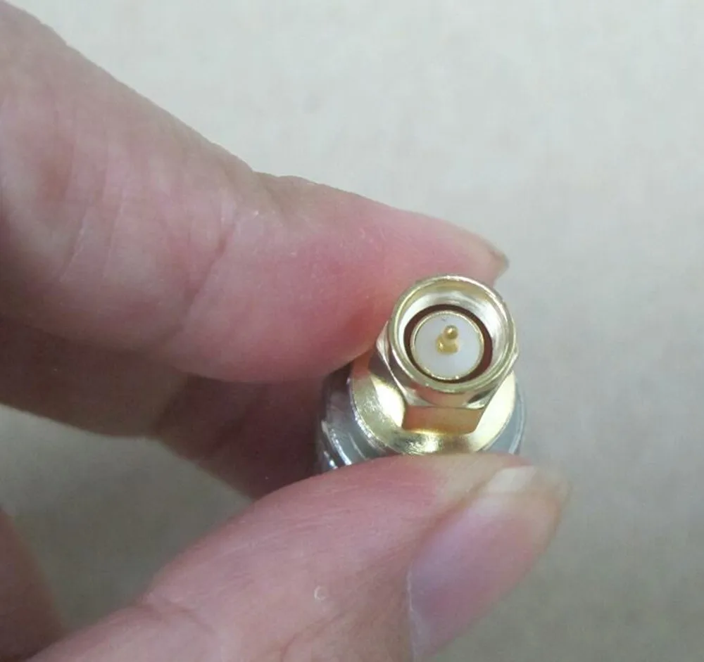 

SMA Male to BNC Transposition for ICOM V8 V82 V85 V80 radios