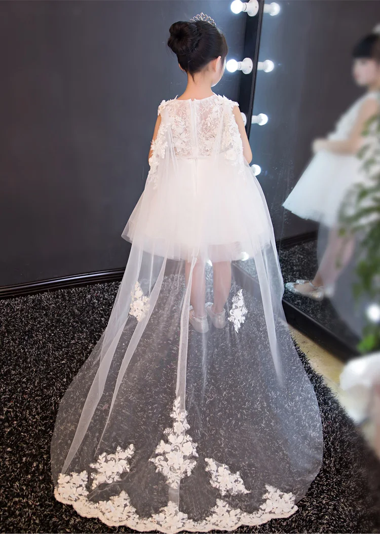 Пышное платье принцессы для девочек длинное белое кружевное бальное с блестящей