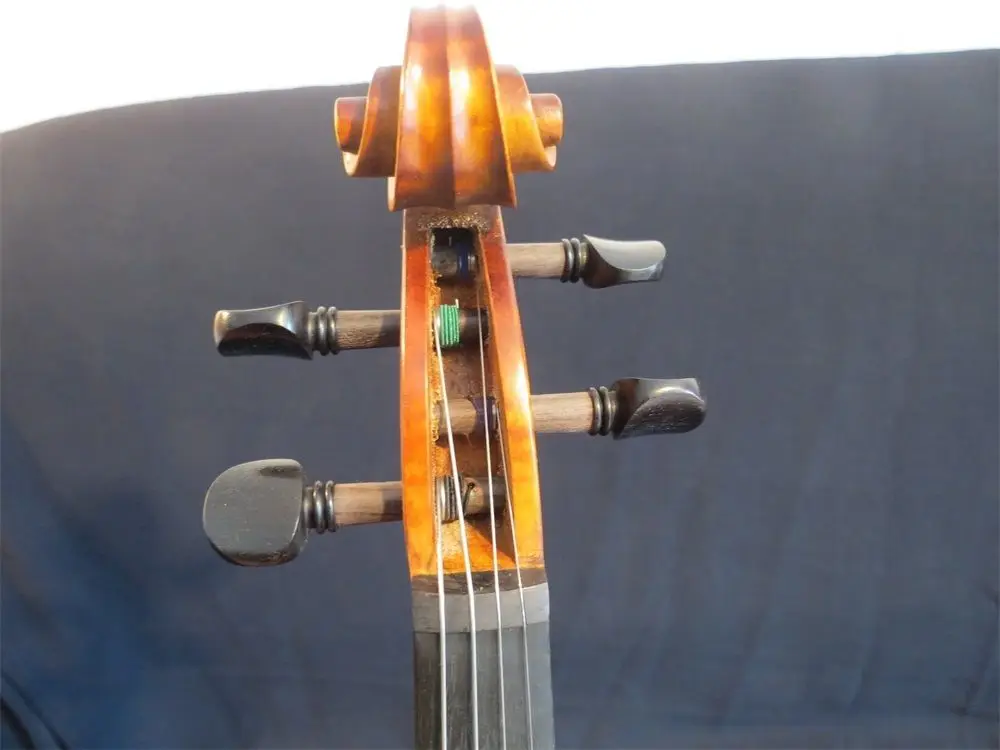 

Hand made Solid wood Strad style SONG Brand violin 3/4, resonant sound #11687
