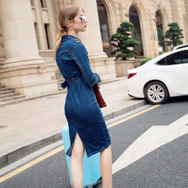 Женское длинное джинсовое платье Ковбойское с завязками на бедрах модель Z507