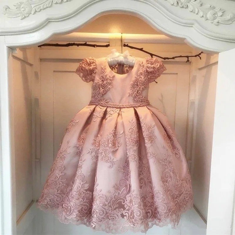 

Dark Pink Flower Girls Dresses Knee Length For Pearls Big Bow Lace Applique Birthday First Communion Party Dresses