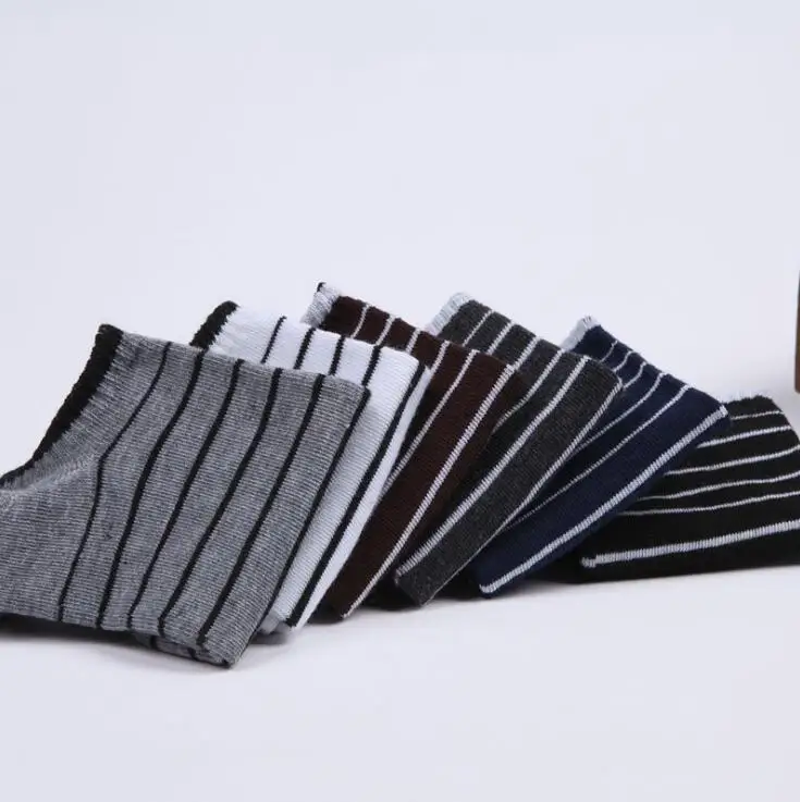 Короткие носки с маленькими полосками Повседневные эластичные короткие дышащие