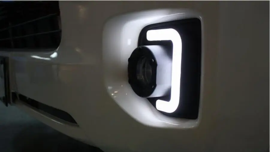 Светодиодсветодиодный дневные ходовые огни для Toyota Hiace 1 комплект автомобильные