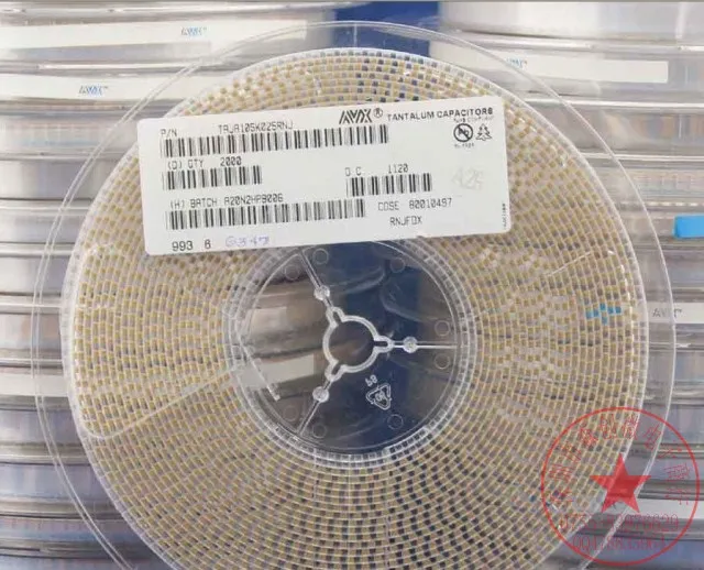 Танталовый конденсатор SMD/1 мкФ &amp plusmn 25 v TAJA105K025RNJ электронные компоненты