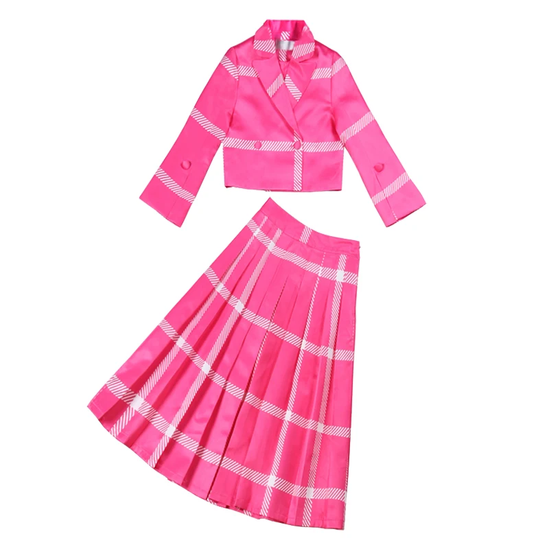 Рисунок 4 - Женский двубортный блейзер в клетку и шорты