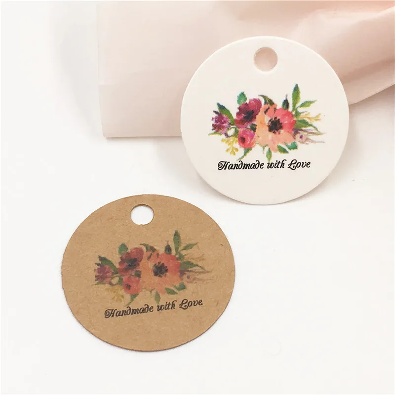 

200Pcs/Lot With Flower Made With Love Heart Pattern Round Kraft Paper Hanging Tags Price Tag Note Label Romantics Tags For Bags