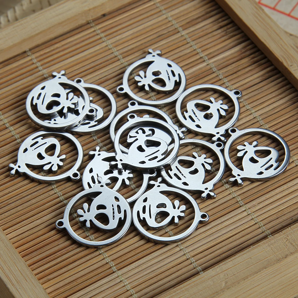 Hot lovely Filigree Stainless Steel Charm Pendants Mini anime cartoon helicopter Hollow Carved DIY bracelet necklace accessories |
