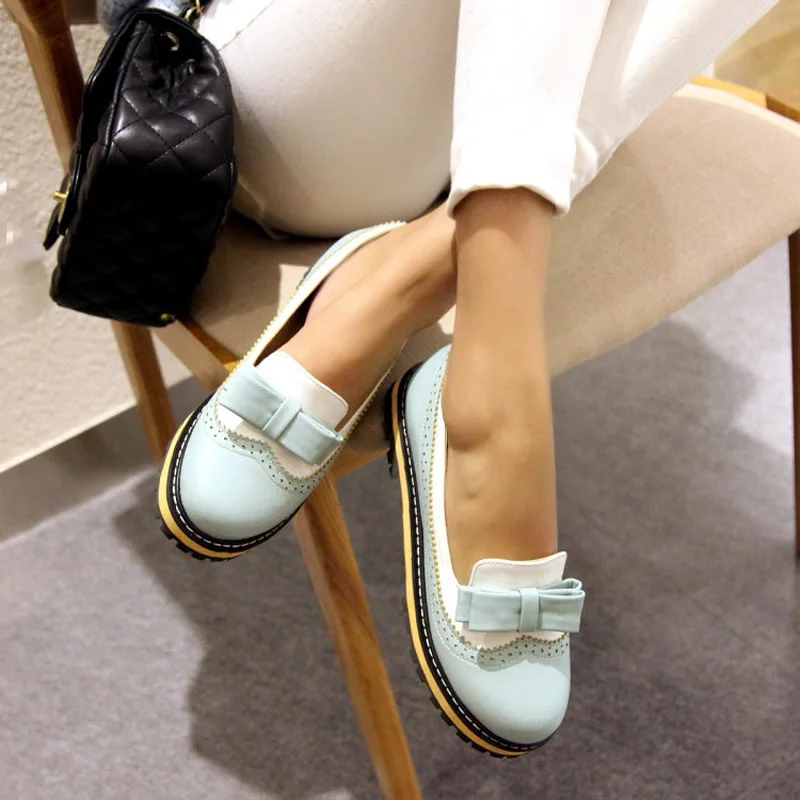 HEE GRAND/лоферы с бантом женская обувь перфорацией типа броги на платформе