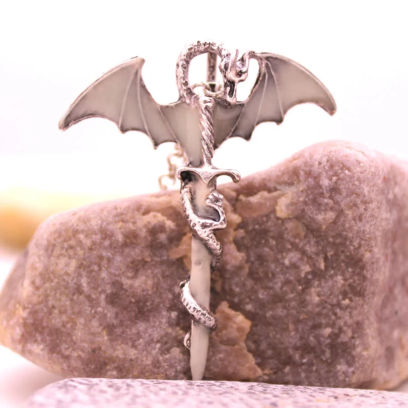 Светящееся ожерелье с драконом в стиле панк | Украшения и аксессуары