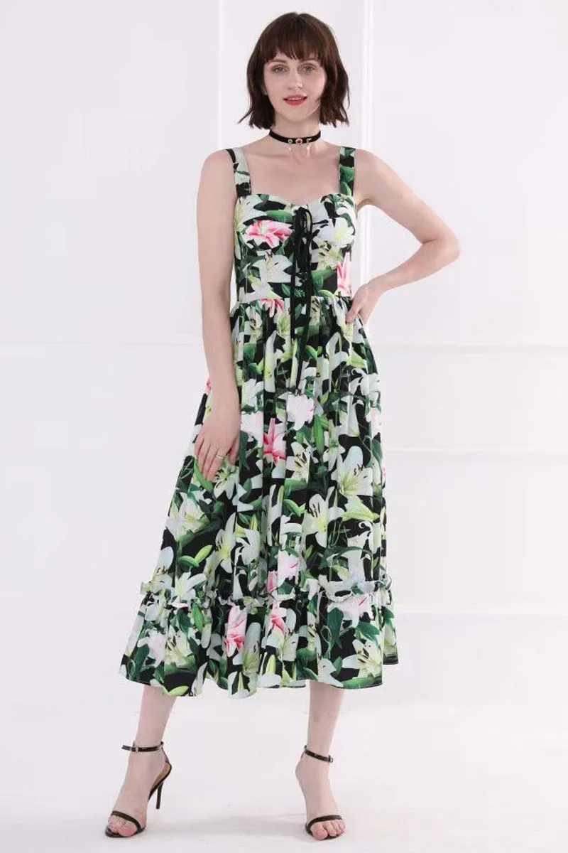 Женское пляжное платье с высокой талией зеленое в стиле бохо цветочным принтом и