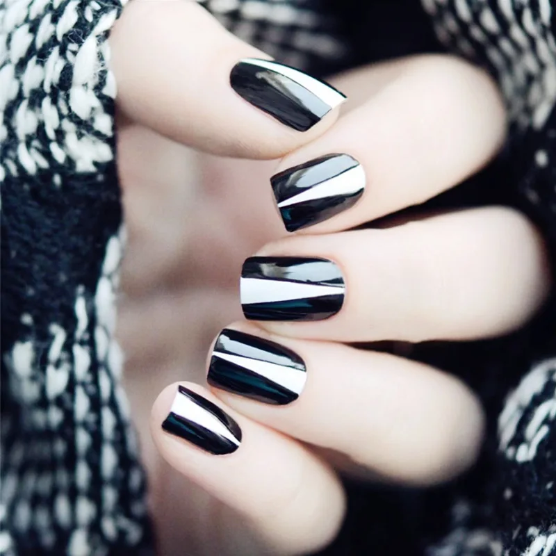 Простые 24 шт./компл. черные и белые накладные ногти с v образным вырезом. Короткие