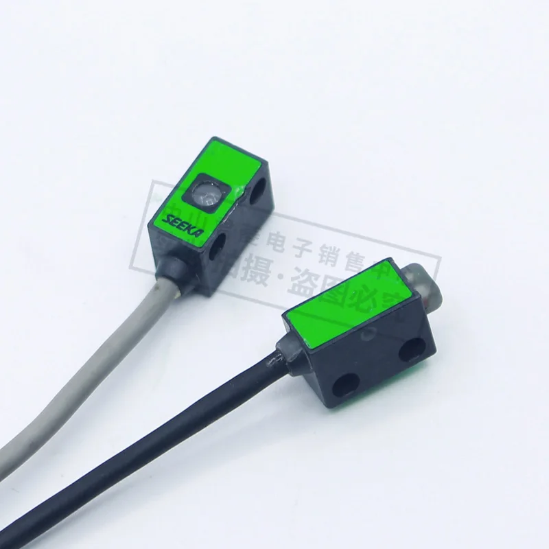 

Free Shipping TAKEX photoelectric sensor UM-T50S-11 built-in beam type amplifier original authentic