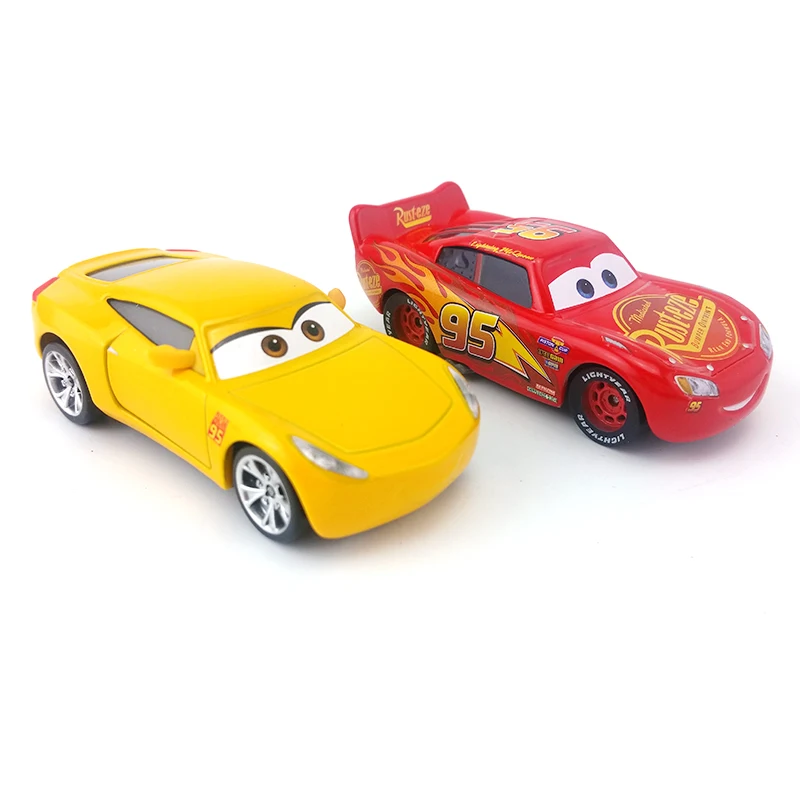 Disney Pixar Cars 3 Круз Рамирез и молния McQueen металлическая литая игрушка автомобиль 1:55 Свободные Новое и