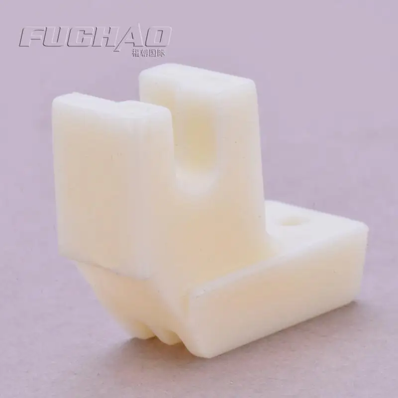 Бытовая швейная машина с невидимой молнией и пластиковой ножкой | Дом сад