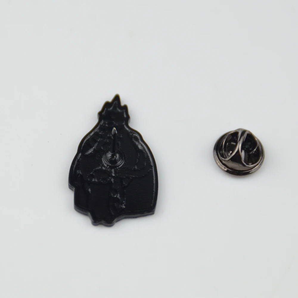 Эмалированная брошь в виде пингвина с длинным носом|Броши| |