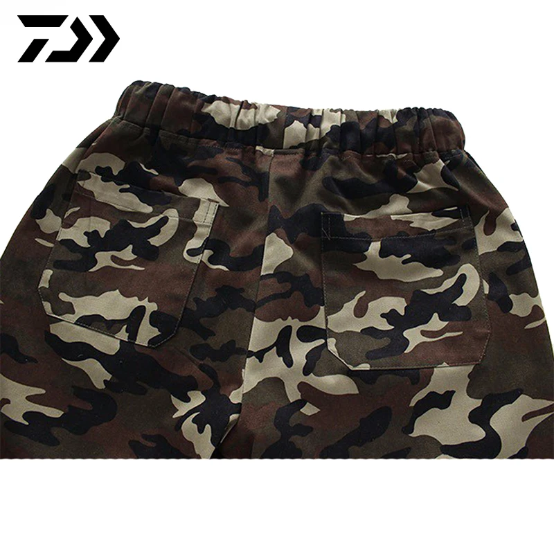

Men Daiwa Fishing Pants Camouflage Color Outdoor Windproof Camping Hiking Riding Breathable Sports Trousers Cotton Fishing Pants