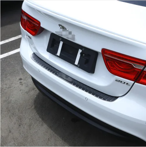 

For Jaguar XE 2016 Gloss Black Car Styling Stainless Steel Car outside Rear Bumper Panel Plate Cover Trim Protection Accessories