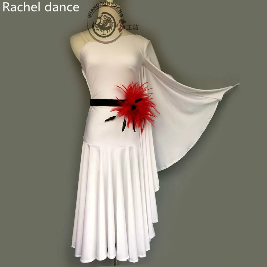 Женское платье для латиноамериканских танцев откровенное с бахромой и ремнем на