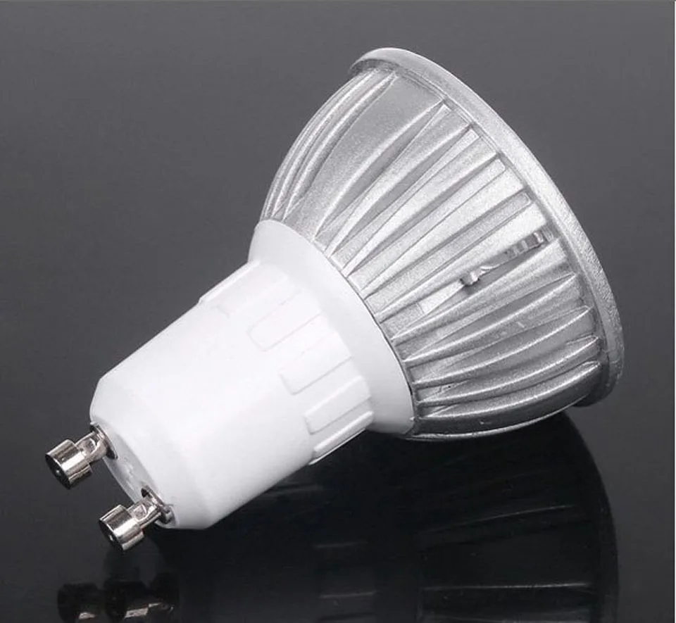 10X Бесплатная доставка Высокая мощность CREE Светодиодная лампа с регулируемой