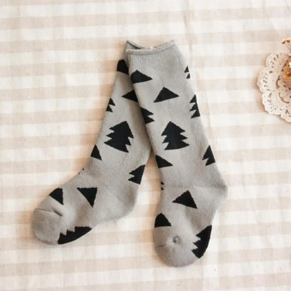 2016 новый хлопок колен-высокие носки детей в трубке печать красочные малышей зима