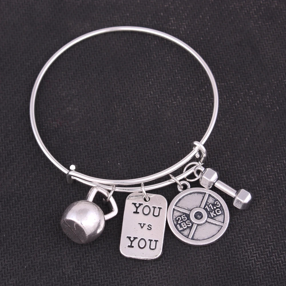 Фитнес тяжелая атлетика чайник колокольчик гантель штанга сильный красивый вы и