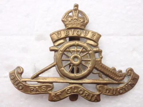 Невысокая цена нестандартный значок оптовая продажа WW1/2 королевская латунная