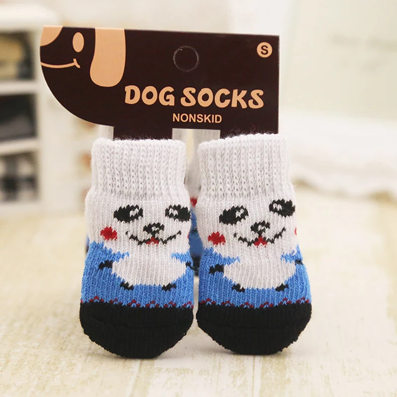 The new 4 pcs / lot = 1 sets Cartoon Socks for dog safe Pet Dog Doggy Shoes Lovely Soft Warm Knitted dogs |
