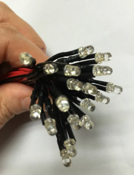 20 шт. LED 5 мм Предварительно Проводная белая красная синяя зеленая желтая RGB 12 В DC