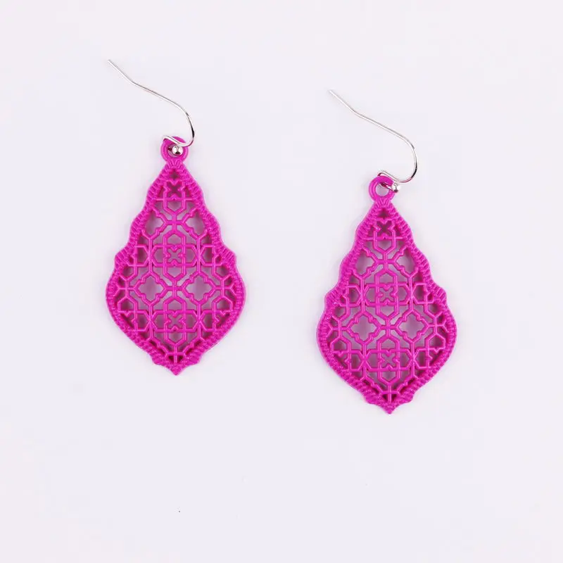 E2894 Hot Pink Отрезать каплевидные овальные печати филигранные Висячие серьги для женщин - Окраска металла: E2894 Hot Pink