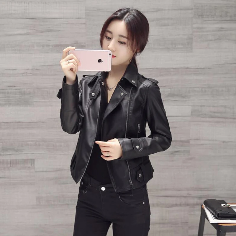 Женская мотоциклетная Осенняя кожаная куртка черная из искусственной кожи с