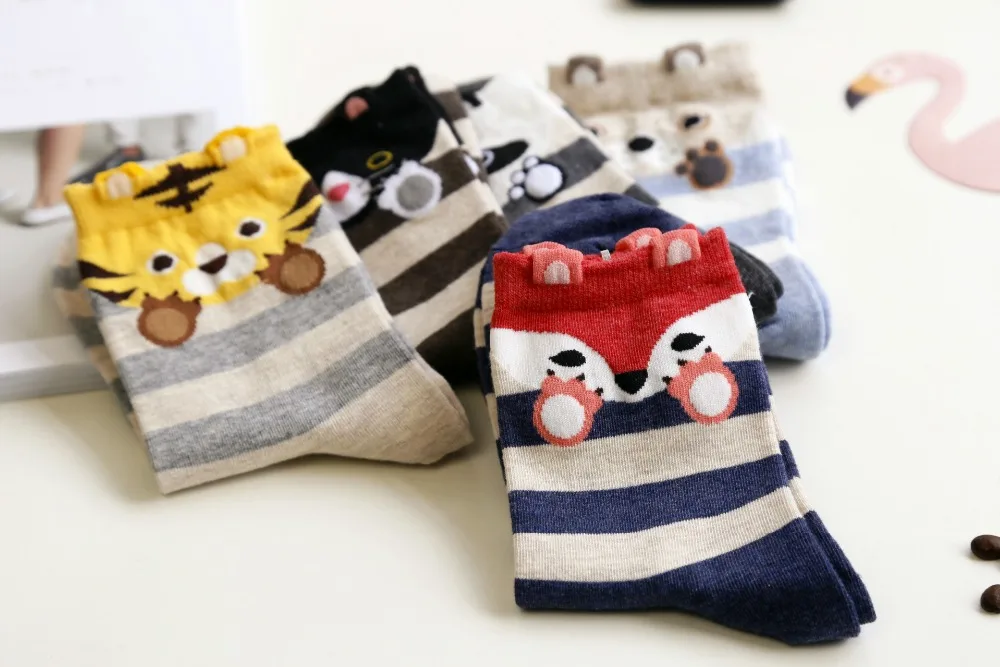 Новые модные милые хлопковые носки с рисунком панды, лисы, собаки Kawaii, креативные полосатые носки для женщин, женские забавные носки Kawaii Sokken
