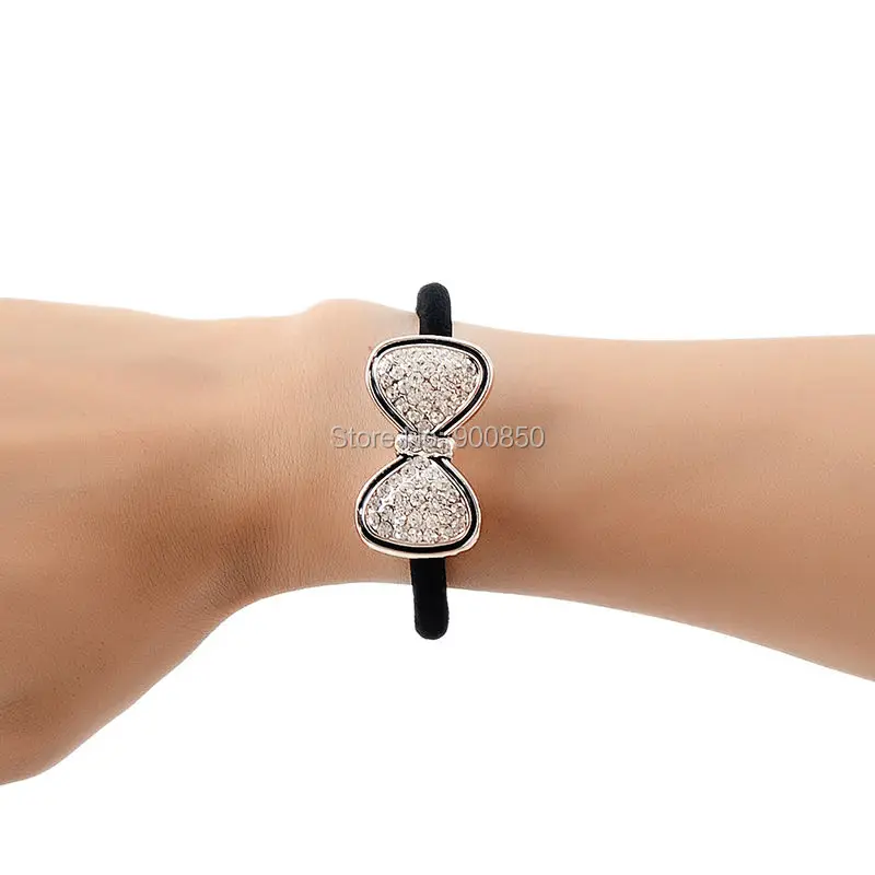 Резинка для волос женская черная эластичная модный аксессуар с цветами и