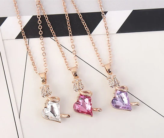 Нежное ожерелье с подвеской в виде цветка розы и сердца 100% кристаллов от Swarovski