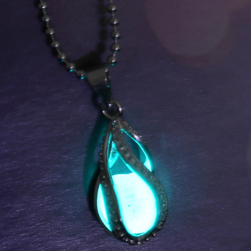 Vintage Glowing Geomtric Teardrop Moon Pendant Necklace Luminous Jewelry Glow In The Dark Women Necklace Birthday Gift Dropship