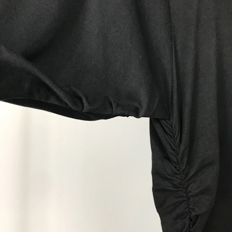 TWOTWINSTYLE летняя Корейская однотонная женская футболка с круглым вырезом и коротким рукавом, тонкие топы с рюшами, женская модная одежда, новинка