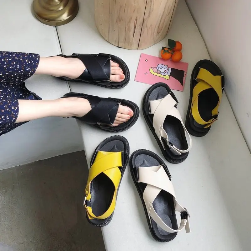 Сандалии гладиаторы женские с открытым носком мягкие босоножки из кожи