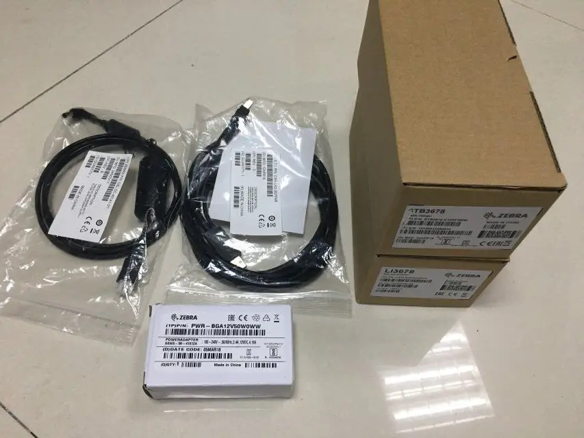 Zebra LI3678-SR сверхпрочный беспроводной 1D сканер штрих-кода/Стандартный комплект