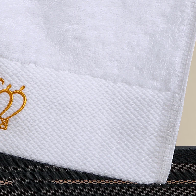 

AHSNME can be customized LOGO Hotel Bath Towel 70x140cm Each 600g Extra White Large Bath Towel Gaga thick Beach towel wholesale