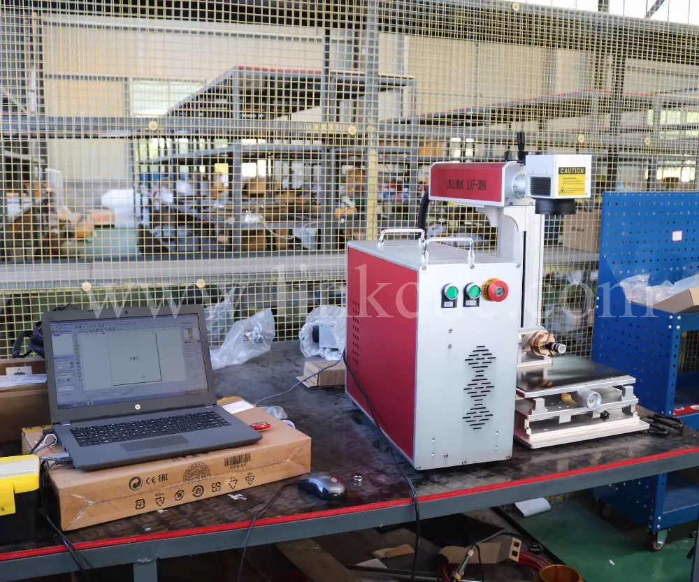 Высокопроизводительная портативная 20 Вт волоконная лазерная маркировочная