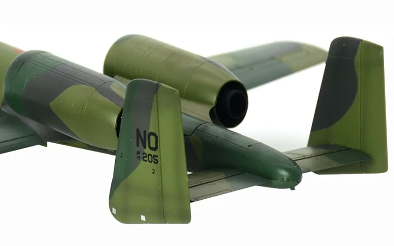 Предварительно построенный 1/72 масштаб A-10 Thunderbolt II Warthog A-10A реактивный самолет Коллекционная хобби готовая пластиковая модель