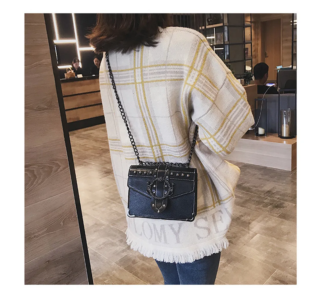 Новинка 2019 женские модные сумки на плечо с металлическими заклепками маленькие