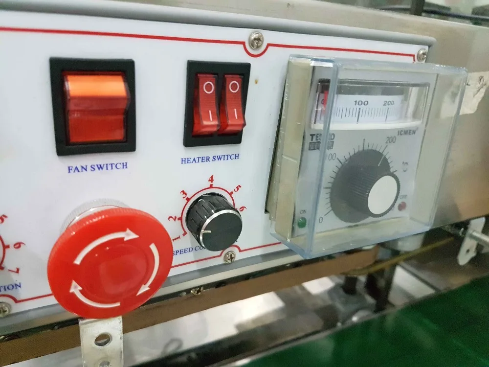 Высокоскоростной непрерывный упаковщик с принтером твердыми чернилами