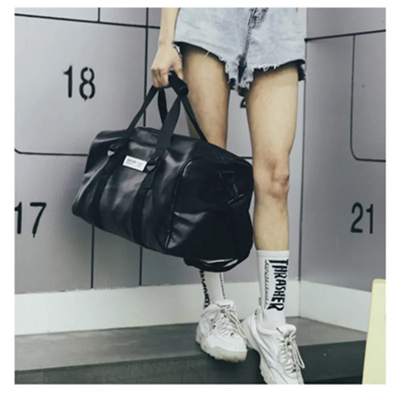 Большие спортивные сумки для тренировок фитнеса занятий спортом на открытом