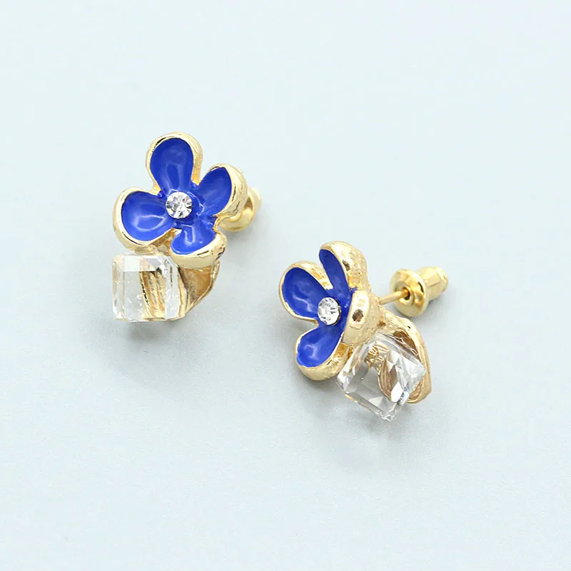 Красивые серьги с цветами и красными розами Женские винтажные растительным