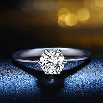 Женское кольцо из серебра 925 пробы с цирконом | Украшения и аксессуары