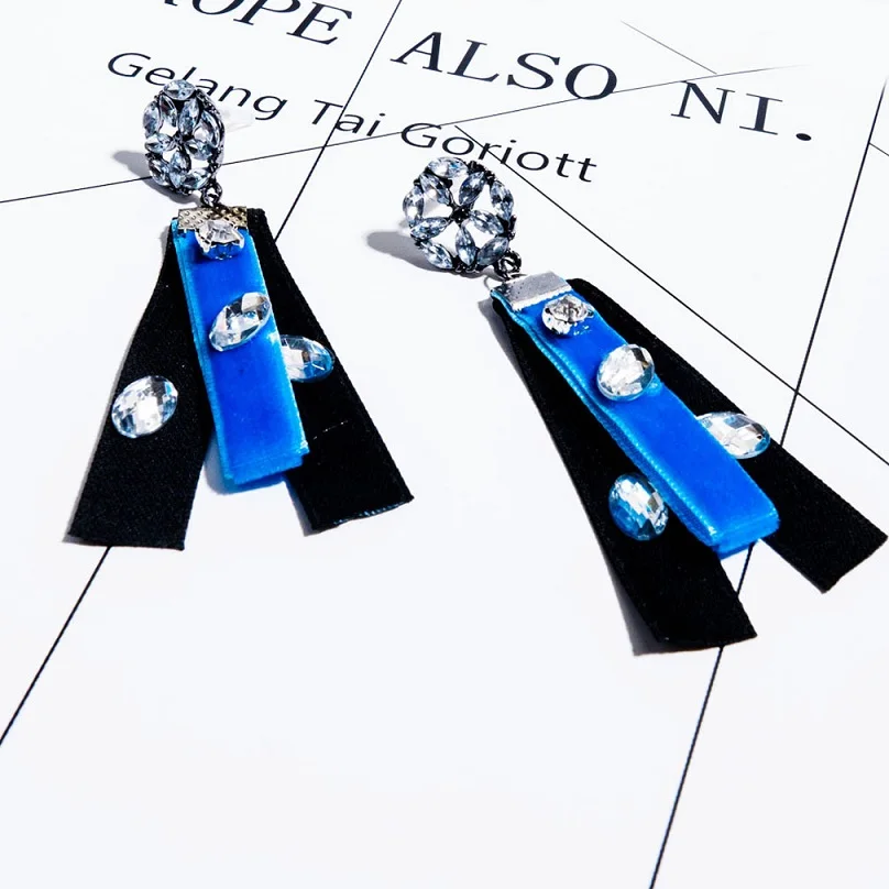 2017 последняя Серьги Лучший подарок ювелирных изделий Лидер продаж мотаться