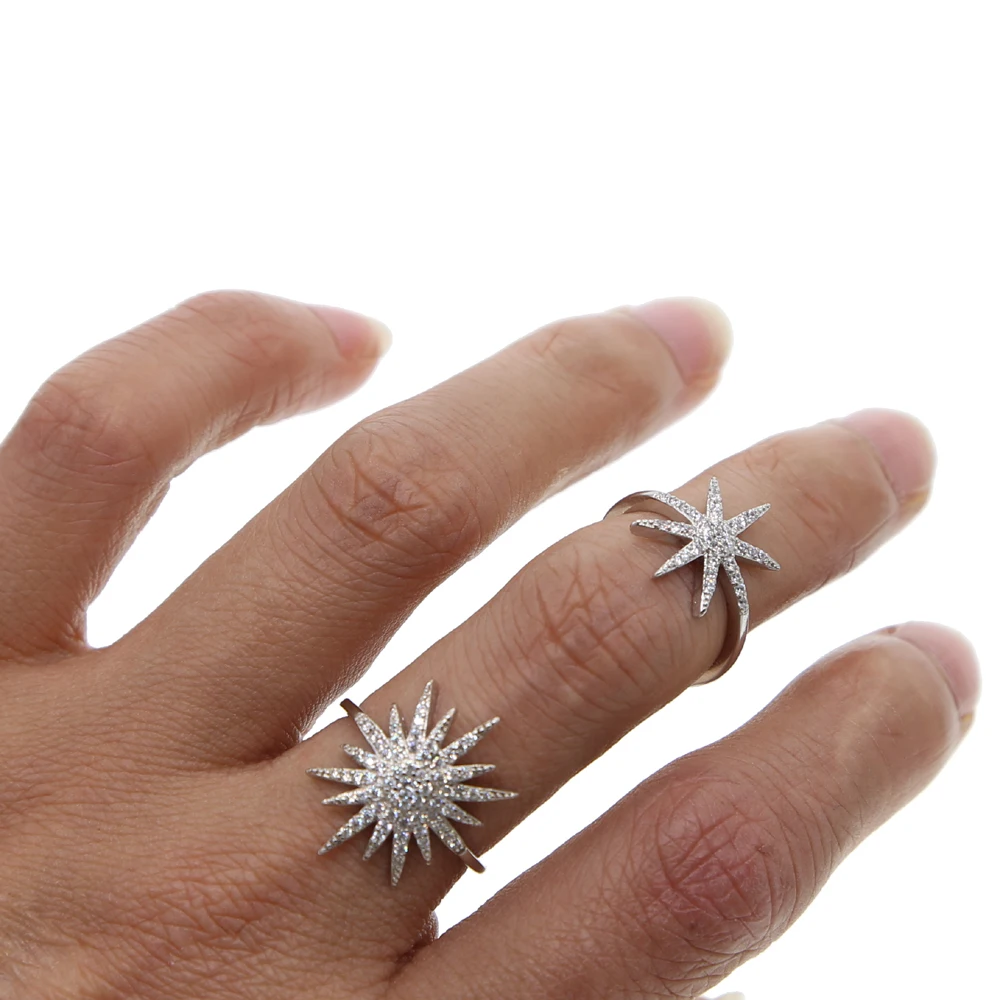 Женское кольцо со снежинкой открытое регулируемое с кристаллами и